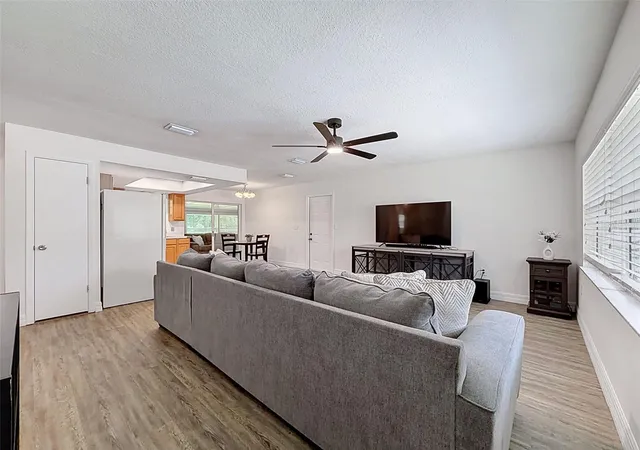 3rd image of 7022 W Crestview Ln, Crystal River, FL 34429 | MLS# W7888252