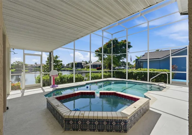 3rd image of 414 Caicos Dr, Punta Gorda, FL 33950 | MLS# C7529204