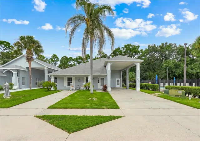 Photo 1 of Single family home for sale at 16345 Citrus Pkwy, Clermont, FL 34714 | MLS# G5116050 | Listing updated on 2026-09-02