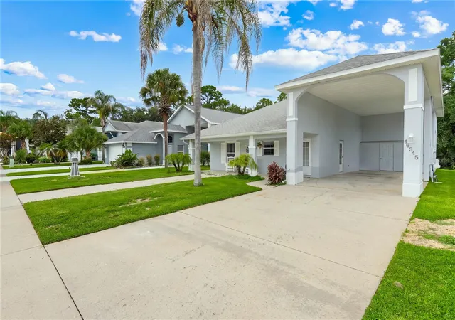 Photo 3 of Single family home for sale at 16345 Citrus Pkwy, Clermont, FL 34714 | MLS# G5116050 | Listing updated on 2026-09-02