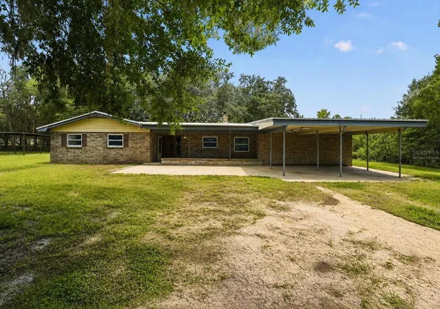 Photo 1 of Single family home for sale at 101 Allen Dr, Palatka, FL 32177 | MLS# GC542475 | Listing updated on 2026-08-17