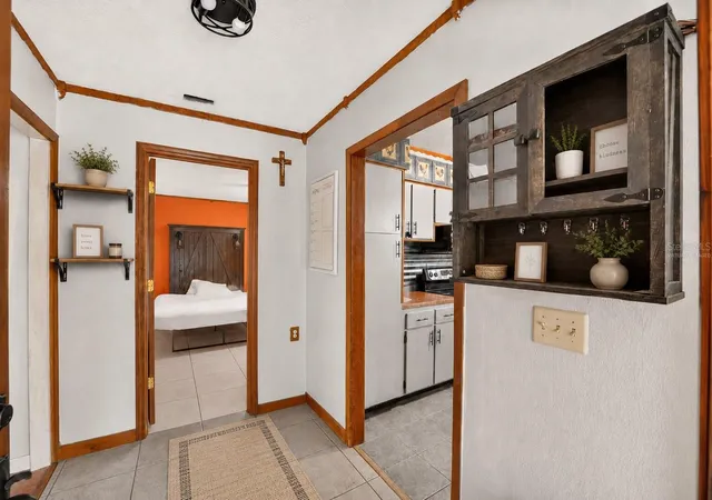 Photo 3 of Single family home for sale at 101 Allen Dr, Palatka, FL 32177 | MLS# GC542475 | Listing updated on 2026-08-17