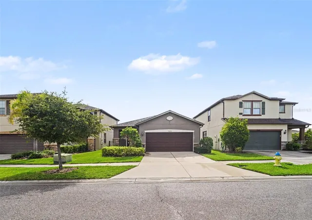 3rd image of 1505 Custer Bayou St, Ruskin, FL 33570 | MLS# TB8535839