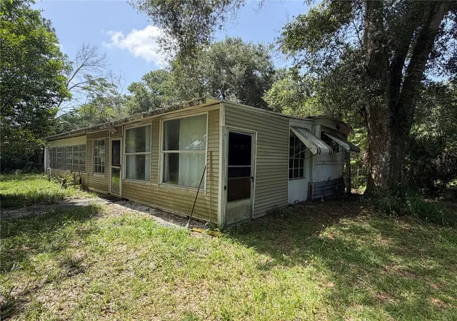 1st image of 196 Robinhood Dr, Deland, FL 32724 | MLS# G5116055