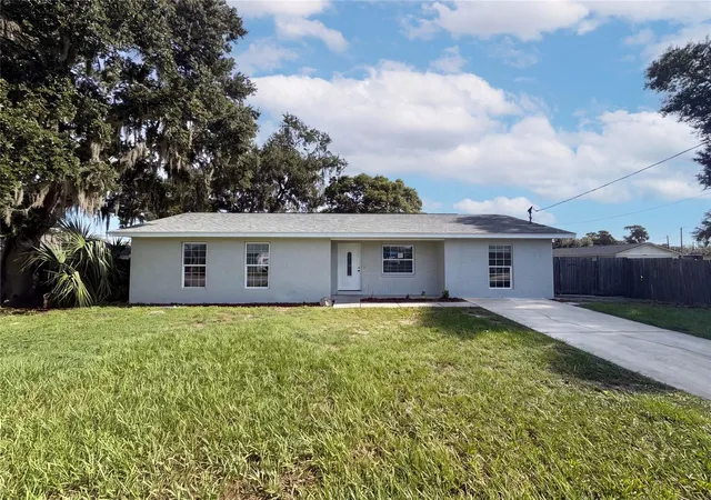 1st image of 4147 Willow South Dr, Mulberry, FL 33860 | MLS# O6430728