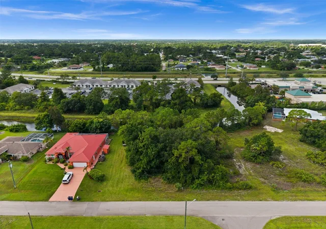 11th image of 5213 Brookfield St, Lehigh Acres, FL 33971 | MLS# A4702091