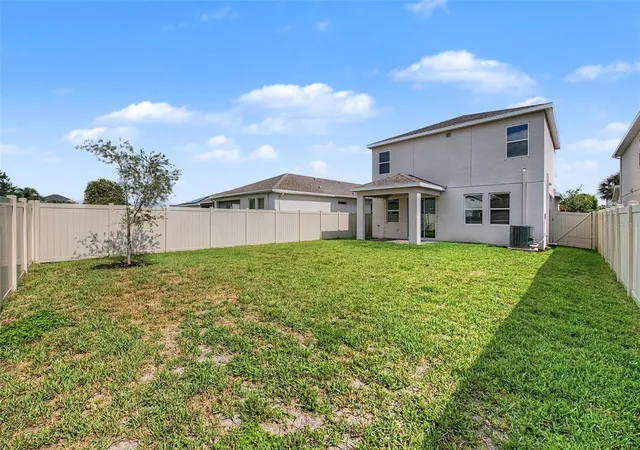 5th image of 5435 Bungalow Grove Ct, Palmetto, FL 34221 | MLS# TB8536028