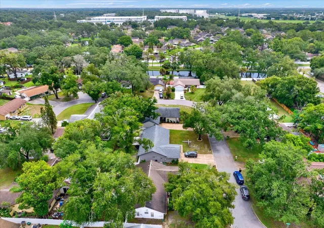 30th image of 7604 S Sanibel Dr, Temple Terrace, FL 33637 | MLS# TB8536048