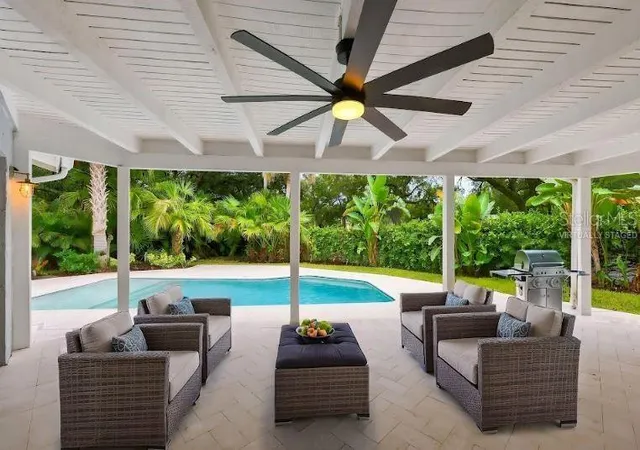 Photo 3 of Sale Pending at 13904 Hayward Pl, Tampa, FL 33618 | MLS# TB8536071 | Listing updated on 2026-08-31
