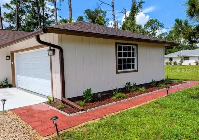 3rd image of 3331 Traverse Ave, North Port, FL 34286 | MLS# N6145269