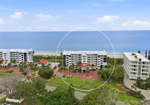 2nd image of 4545 Gulf Of Mexico Dr #311, Longboat Key, FL 34228 | MLS# A4702116