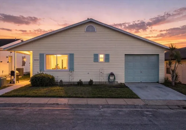 2nd image of 2240 Sea Island Cir N, Lakeland, FL 33810 | MLS# L4964045