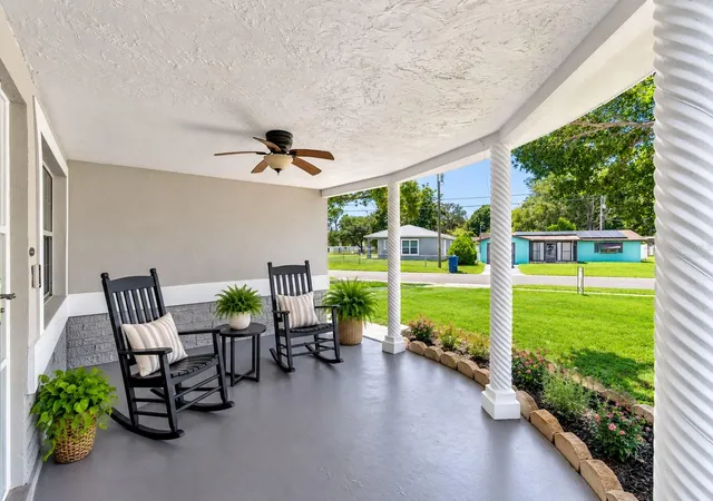 3rd image of 2222 Arcadia Rd, Holiday, FL 34690 | MLS# W7888288