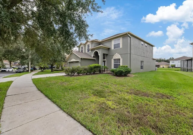 2nd image of 10616 Liberty Bell Dr, Tampa, FL 33647 | MLS# TB8536156