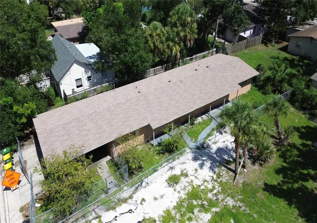 3rd image of 1764 24Th St, Sarasota, FL 34234 | MLS# TB8536167