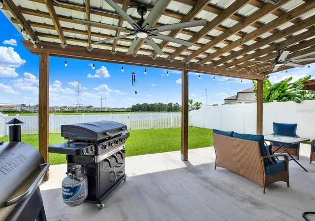 Photo 3 of Single family home for sale at 7505 Samuel Ivy Dr, Tampa, FL 33619 | MLS# TB8536170 | Listing updated on 2026-09-05