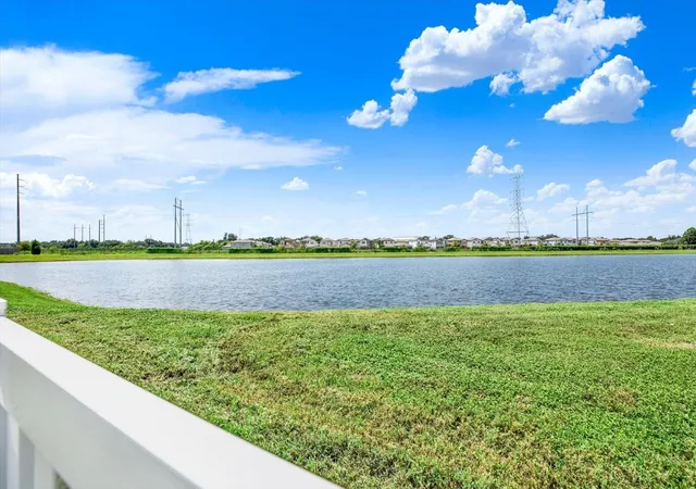 Photo 4 of Single family home for sale at 7505 Samuel Ivy Dr, Tampa, FL 33619 | MLS# TB8536170 | Listing updated on 2026-09-05