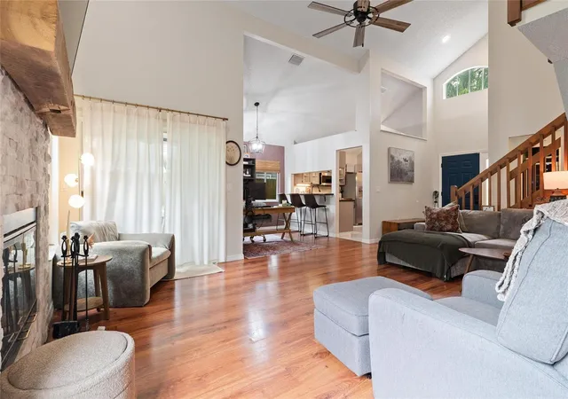 4th image of 3274 Montrose Cir, Palm Harbor, FL 34684 | MLS# W7888293
