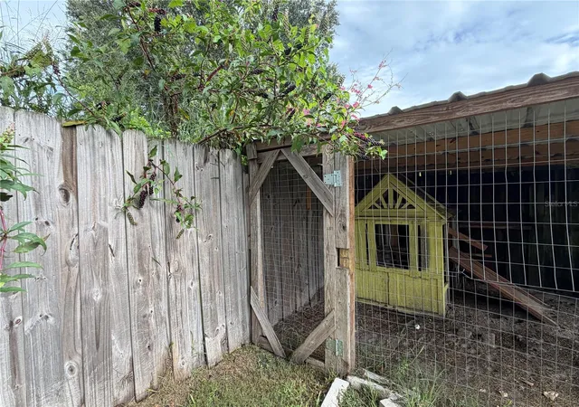 62nd image of 4613 Keene Rd, Plant City, FL 33565 | MLS# O6431020
