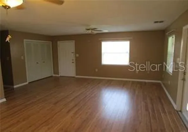 3rd image of 1122 Virginia Ct, Eustis, FL 32726 | MLS# G5116094