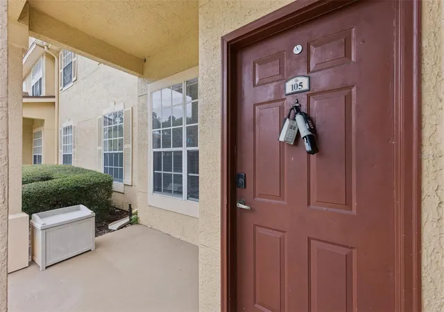 3rd image of 832 Grand Regency Pointe Pt, Altamonte Springs, FL 32714