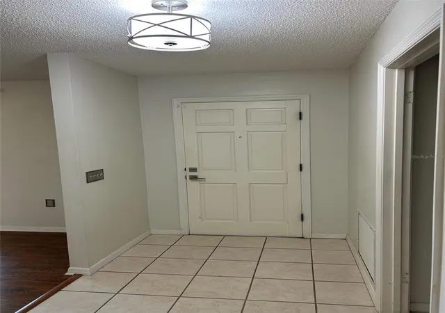 2nd image of 1605 Blackberry Ct, Eustis, FL 32726 | MLS# G5116098