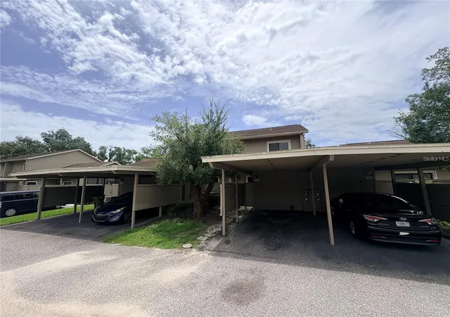2nd image of 7907 Tangerine Dr, Temple Terrace, FL 33637 | MLS# TB8536195