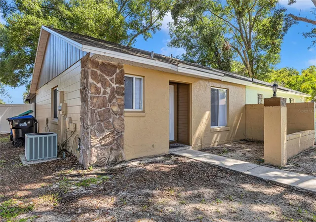 3rd image of 3675 Westland Ct, ORLANDO, FL 32818