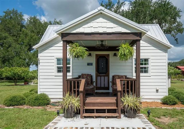 2nd image of 2242 Cr 543, Sumterville, FL 33585 | MLS# G5116100