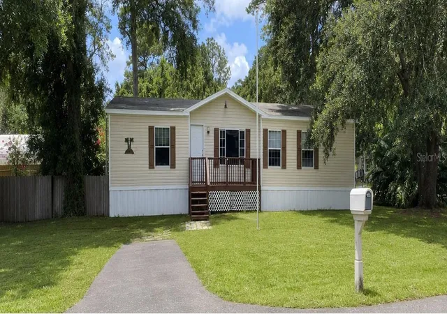 1st image of 8500 Nw 10th Ter, Ocala, FL 34475 | MLS# G5116101