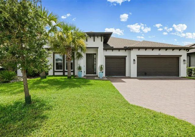 Photo 1 of Single family home for sale at 1024 Fernleaf Run, Bradenton, FL 34212 | MLS# A4702156 | Listing updated on 2026-08-19