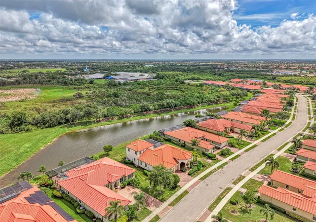 Photo 4 of Single family home for sale at 10908 Bullrush Dr, Venice, FL 34293 | MLS# N6145273 | Listing updated on 2026-08-23