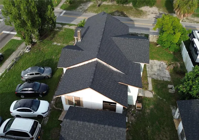Photo 4 of Single family home for sale at 2511 E 21st Avenue, Tampa, FL 33605 | MLS# TB8536243 | Listing updated on 2026-08-26