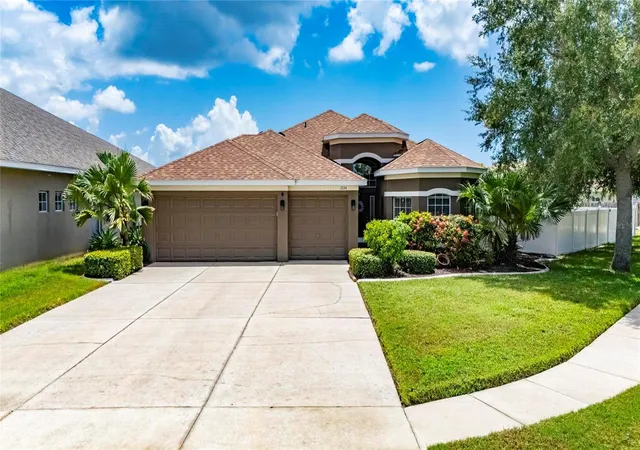 4th image of 1724 Mira Lago Cir, Ruskin, FL 33570 | MLS# TB8536275