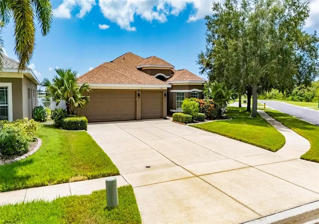 5th image of 1724 Mira Lago Cir, Ruskin, FL 33570 | MLS# TB8536275