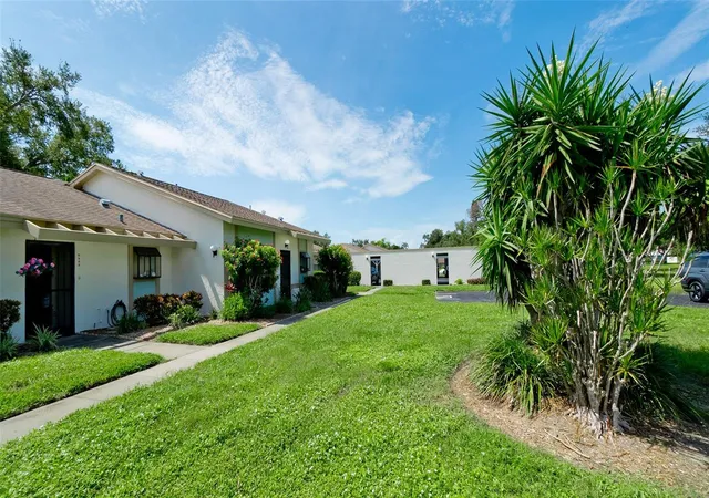 3rd image of 6507 Heritage Ln #2605, Bradenton, FL 34209 | MLS# A4702182