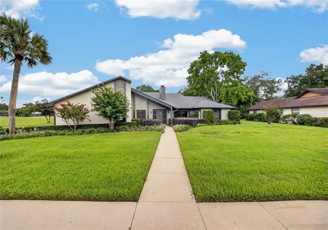 2nd image of 190 Canterclub Trl Nw, Longwood, FL 32779 | MLS# O6431147