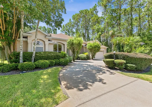 Photo 4 of Single family home for sale at 8 Edgar Ln, Palm Coast, FL 32164 | MLS# FC320485 | Listing updated on 2026-09-05