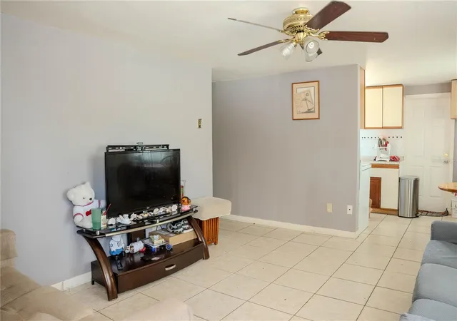 2nd image of 636 Dogwood Ct, Dunedin, FL 34698 | MLS# TB8536331