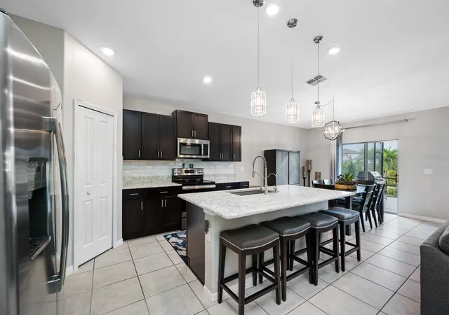 2nd image of 6022 Tremeza Pl, Palmetto, FL 34221 | MLS# A4702185
