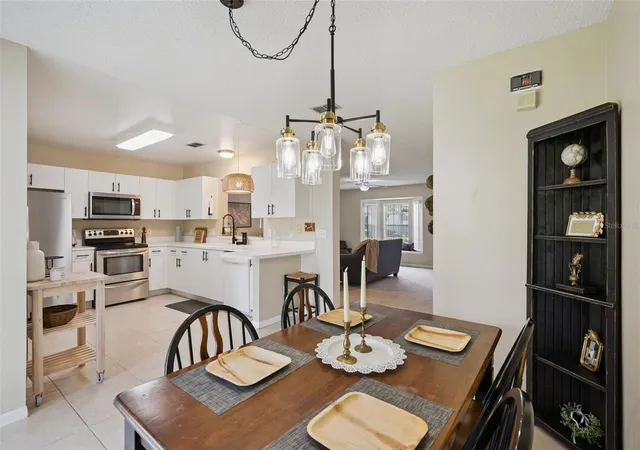 5th image of 12192 Shady Spring Wy, Orlando, FL 32828 | MLS# O6431169
