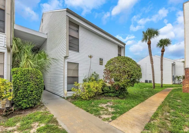 1st image of 643 Haven Pl #643, Tarpon Springs, FL 34689 | MLS# W7888312