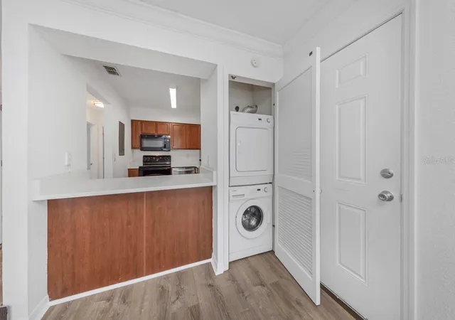 4th image of 643 Haven Pl #643, Tarpon Springs, FL 34689 | MLS# W7888312