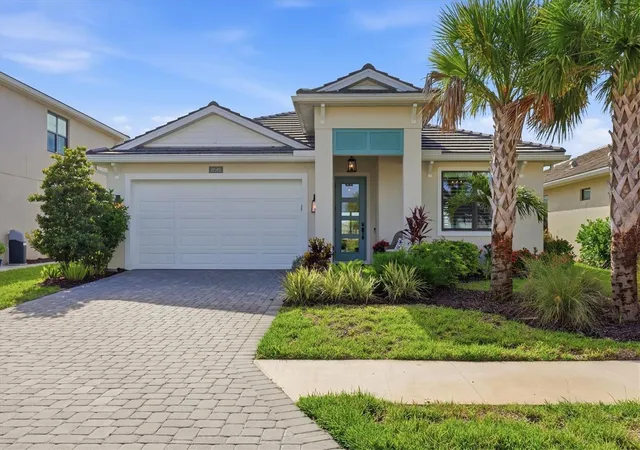 1st image of 18580 Midsummer Pl, Venice, FL 34293 | MLS# N6145274