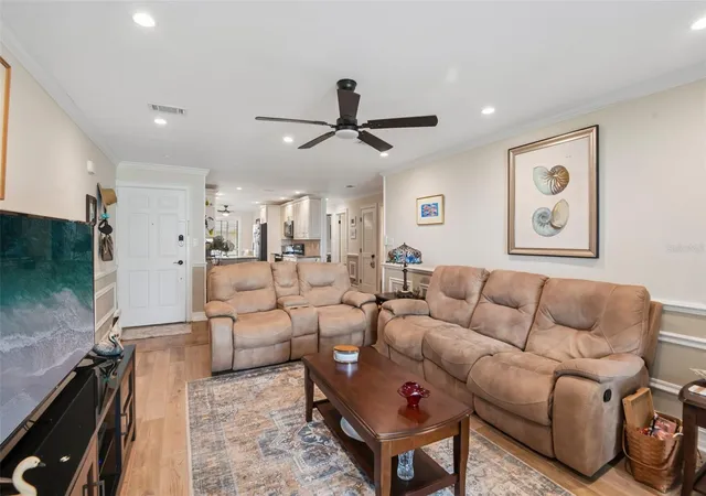 4th image of 7300 Sunshine Skyway Ln #206, St Petersburg, FL 33711 | MLS# TB8536377