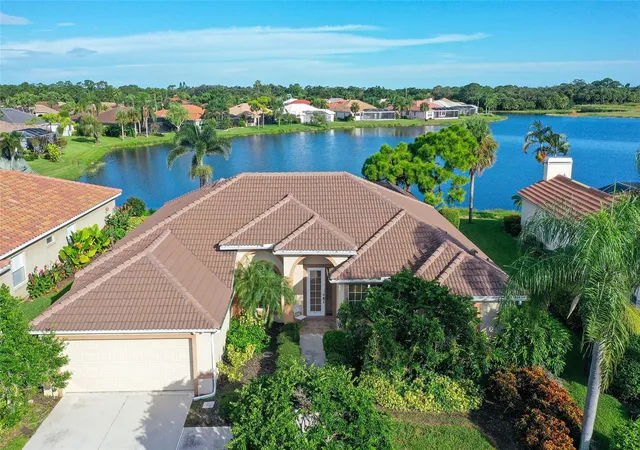 1st image of 5113 Far Oak Cir, Sarasota, FL 34238 | MLS# A4702199