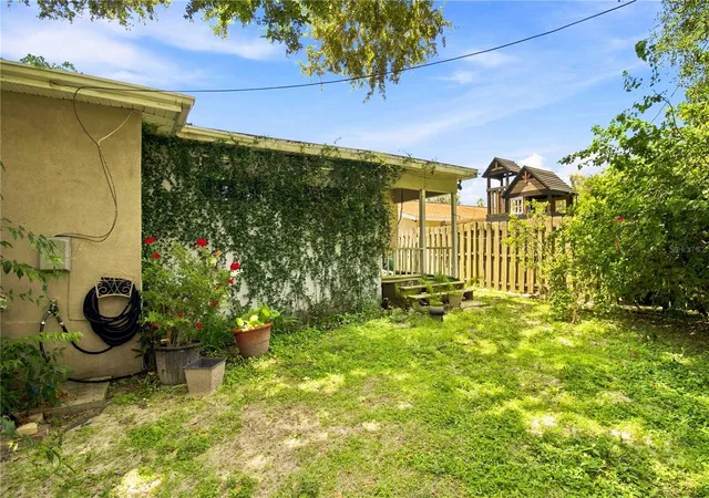 45th image of 603 60th Ave W, Bradenton, FL 34207 | MLS# A4702200