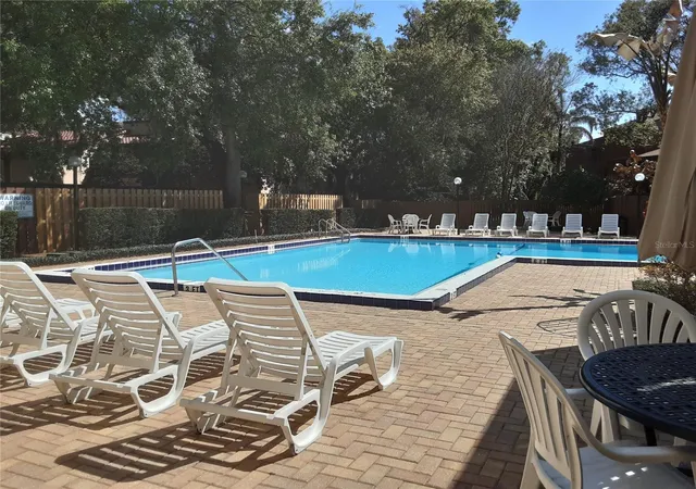2nd image of 976 E Michigan St, ORLANDO, FL 32806