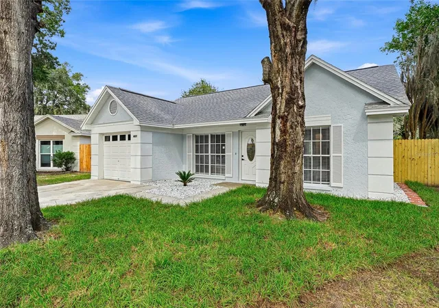 3rd image of 4637 Cabbage Palm Dr, Valrico, FL 33596 | MLS# TB8536394