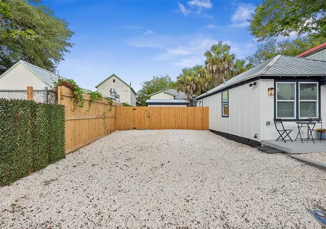 3rd image of 63 Oneida St, Saint Augustine, FL 32084 | MLS# FC320492
